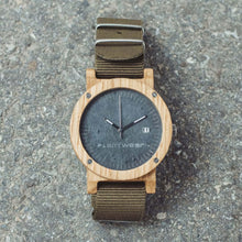 画像をギャラリービューアに読み込む, 木製腕時計 Raw Series - Oak

