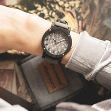 画像をギャラリービューアに読み込む, 木製腕時計 Flake Series -Grey- Ebony
