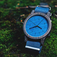 画像をギャラリービューアに読み込む, 木製腕時計 Heritage Series - Blue Edition - Ebony
